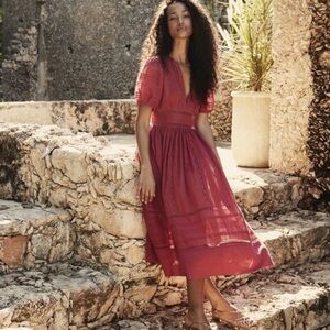 Doen Violet Lace Midi Dress